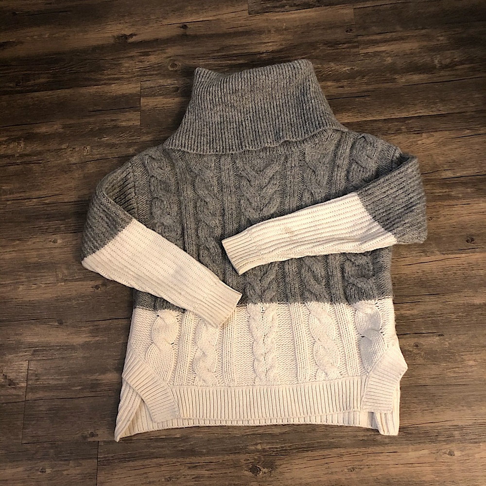 & Other Stories wool blend turtleneck sweater sz S (see description)